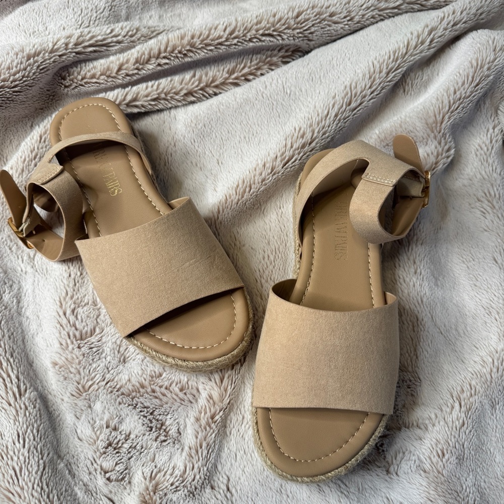 Dream Pairs Beige Sandals for Women
